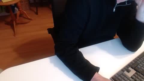 Snapshot of 69pifpaf chatting on December 22, 2024, 7:31 pm 69pifpaf online show from December 22, 2024, 7:31 pm