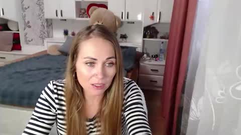 69sexysecret691984 online show from February 25, 2026, 12:48 pm