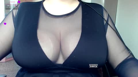 6_dream_9 online show from September 11, 2025, 4:45 am