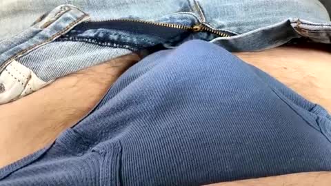 6inchboytoy online show from September 10, 2025, 5:46 pm