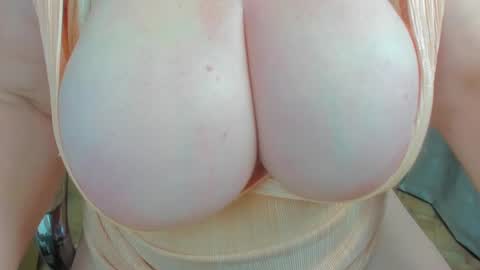 Brendi online show from January 11, 2025, 12:29 pm