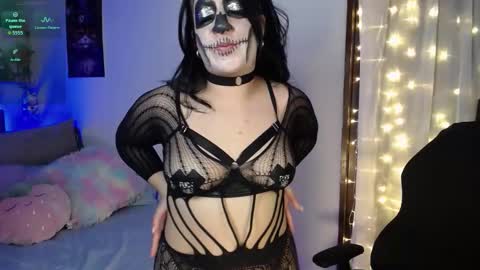 Snapshot of 77scarlett chatting on October 18, 2025, 4:59 am Scarlett online show from October 18, 2025, 4:59 am