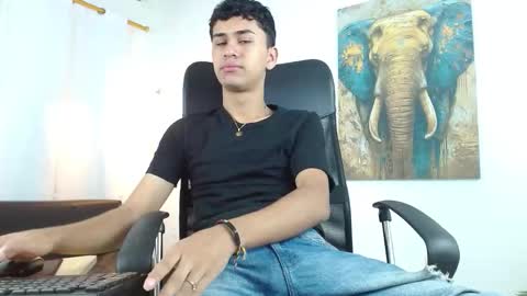 Alan online show from November 18, 2025, 1:04 pm