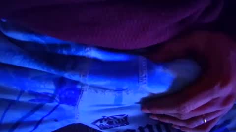 7inchpeter666 online show from February 4, 2025, 9:10 pm