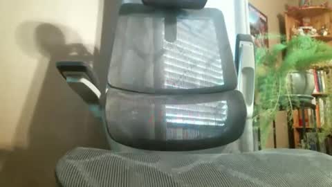 7loong6thik online show from March 5, 2026, 6:48 pm