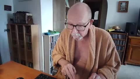  Papi  online show from March 27, 2026, 9:53 am