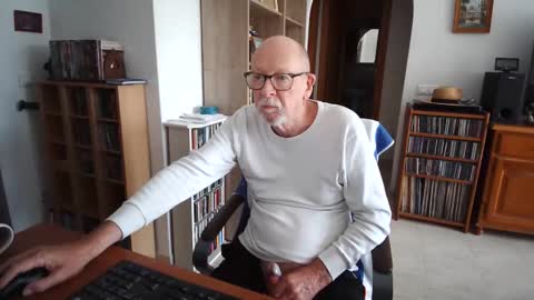 Snapshot of 7thsojourn chatting on May 1, 2026, 8:41 am Papi online show from May 1, 2026, 8:41 am