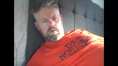 81jonnyx online show from February 14, 2025, 10:17 am