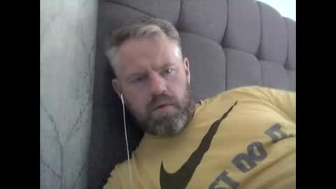 81jonnyx online show from September 11, 2025, 8:36 am