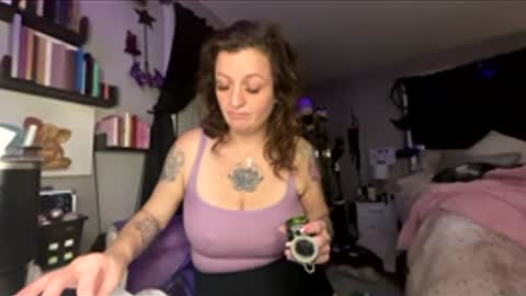 That girl online show from January 13, 2026, 5:13 am