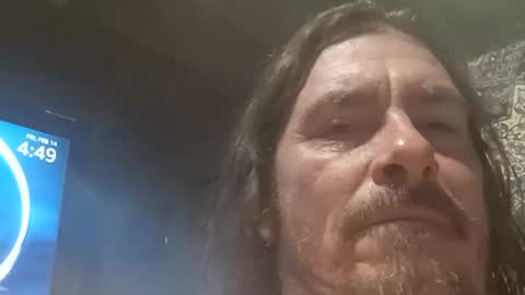 8intenn online show from February 14, 2025, 10:47 pm