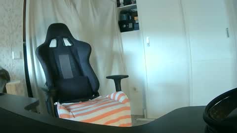 Arturo online show from April 25, 2026, 9:01 am