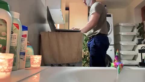 Patrick online show from March 7, 2025, 2:46 am