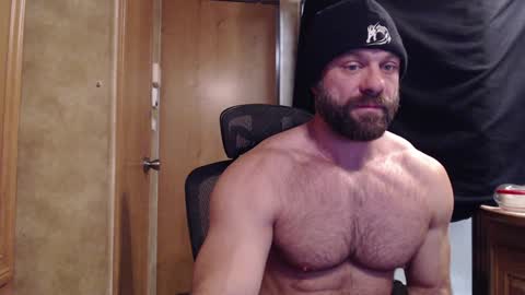 Snapshot of 9fat_inches chatting on January 26, 2025, 8:13 pm 9 fat inches online show from January 26, 2025, 8:13 pm