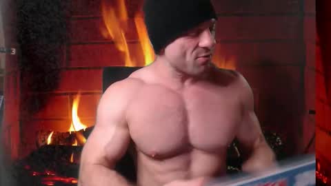 Snapshot of 9fat_inches chatting on March 16, 2026, 2:39 am 9 fat inches online show from March 16, 2026, 2:39 am