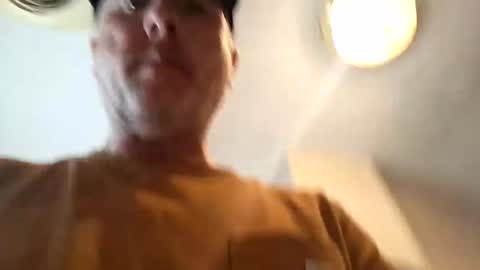 Snapshot of 9inchesnya chatting on October 18, 2025, 6:30 pm 9inchesnya online show from October 18, 2025, 6:30 pm