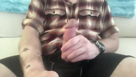 Snapshot of 9inchmenace chatting on May 10, 2026, 6:24 pm 9inchmenace online show from May 10, 2026, 6:24 pm