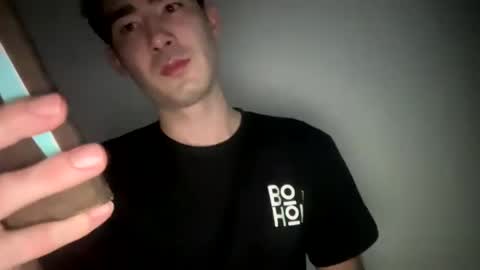 Snapshot of 9thislandd chatting on December 8, 2024, 1:13 am 9thislandd online show from December 8, 2024, 1:13 am