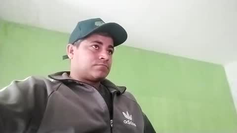 9vinhocamshow online show from September 29, 2025, 12:32 pm