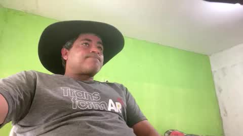 9vinhocamshow online show from February 9, 2026, 11:36 am