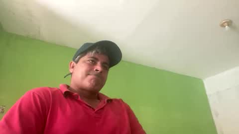 Snapshot of 9vinhocamshow chatting on May 25, 2026, 12:11 pm 9vinhocamshow online show from May 25, 2026, 12:11 pm