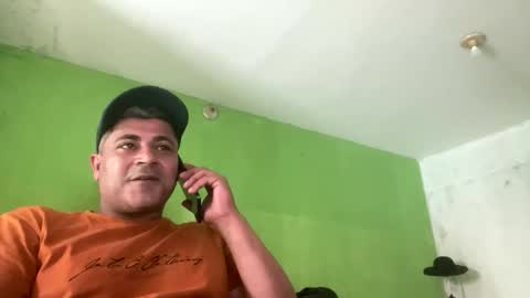 Snapshot of 9vinhocamshow chatting on June 9, 2026, 12:39 pm 9vinhocamshow online show from June 9, 2026, 12:39 pm