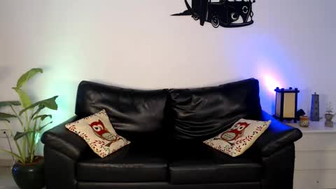 Maia  Martin online show from March 18, 2026, 5:05 pm