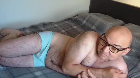 Snapshot of ____zeus____ chatting on May 8, 2026, 5:13 am God Zeus online show from May 8, 2026, 5:13 am