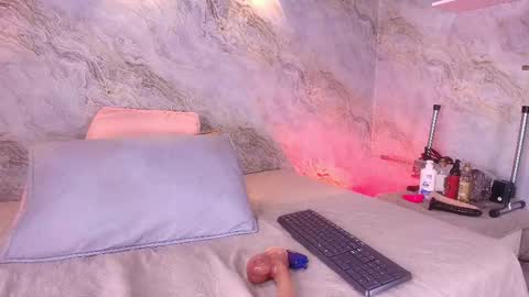  abby rouss online show from November 7, 2025, 3:39 am