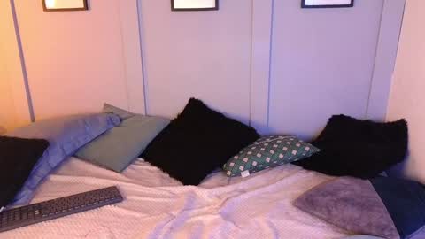 abigaill online show from December 4, 2024, 5:49 am