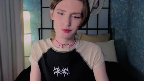 adrian online show from October 30, 2025, 1:12 pm