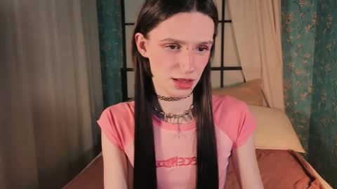 adrian online show from February 1, 2026, 5:17 am