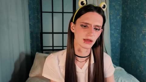 adrian online show from February 8, 2026, 5:49 pm