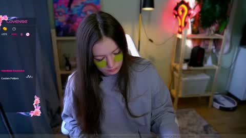 Snapshot of _aein_emy_ chatting on March 5, 2025, 2:46 am Emy online show from March 5, 2025, 2:46 am