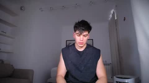Snapshot of _aesthetic chatting on June 30, 2026, 1:01 pm _aesthetic online show from June 30, 2026, 1:01 pm