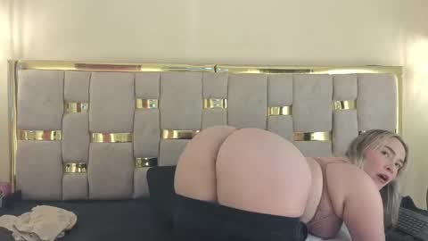 afrodita23 online show from December 19, 2025, 3:02 am