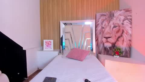 Agatha online show from February 19, 2026, 4:52 am