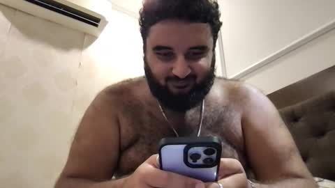 Snapshot of _alan_bear_ chatting on May 20, 2026, 6:58 pm Alan online show from May 20, 2026, 6:58 pm
