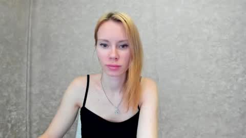 _alex1819 online show from April 17, 2026, 7:00 am