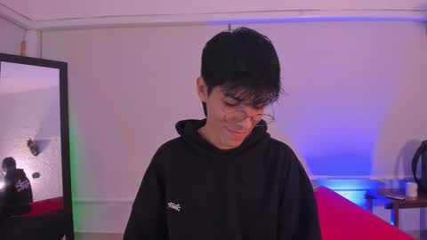 Snapshot of _alexandersawyer_ chatting on October 20, 2025, 4:35 am Alexander online show from October 20, 2025, 4:35 am