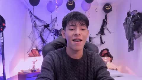 Snapshot of _alexandersawyer_ chatting on October 30, 2025, 12:17 pm Alexander online show from October 30, 2025, 12:17 pm