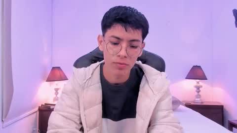 Snapshot of _alexandersawyer_ chatting on November 15, 2025, 1:18 pm Alexander online show from November 15, 2025, 1:18 pm