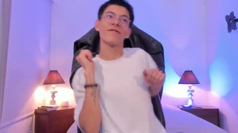 Snapshot of _alexandersawyer_ chatting on November 25, 2025, 12:27 pm Alexander online show from November 25, 2025, 12:27 pm