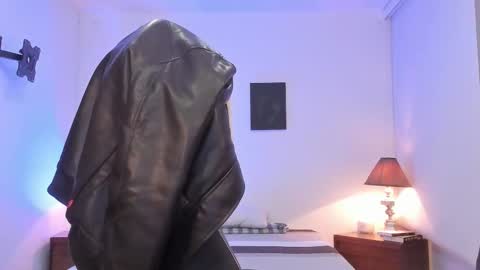 Snapshot of _alexandersawyer_ chatting on November 26, 2025, 1:01 pm Alexander online show from November 26, 2025, 1:01 pm