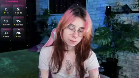 Snapshot of _alicenyx chatting on July 7, 2026, 8:35 pm Alice online show from July 7, 2026, 8:35 pm