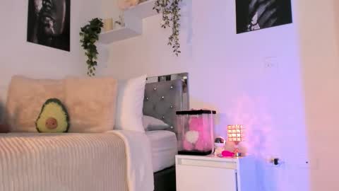 Karo online show from September 15, 2025, 8:42 pm