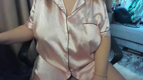 lisa online show from November 8, 2025, 10:15 am