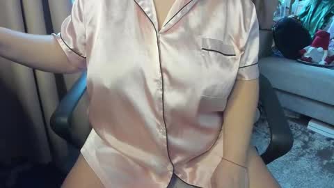 lisa online show from December 20, 2025, 9:38 am