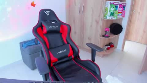 AMANDA online show from March 9, 2025, 7:05 pm