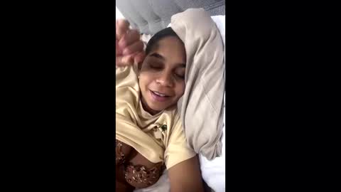 Analia online show from June 6, 2026, 10:58 pm